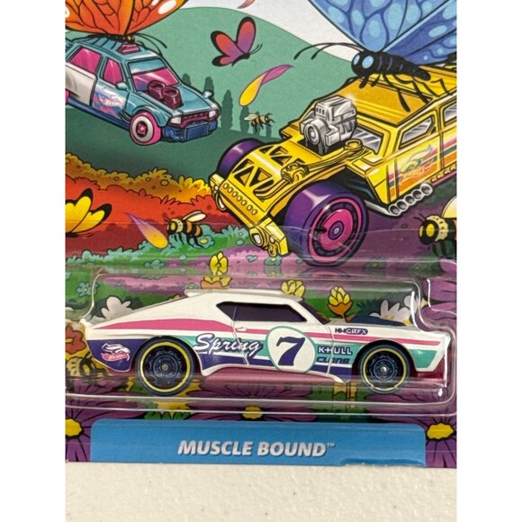 Muscle Bound Hot Wheels Spring Series White Pink SPRING 7 KHULL 1:64 Sealed - Picture 2 of 6